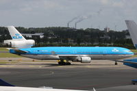 PH-KCE @ EHAM - KLM Royal Dutch Airlines - by Air-Micha