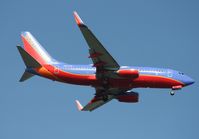N907WN @ MCO - Southwest 737 - by Florida Metal