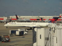 N953DL @ KATL - Atlanta - by Ronald Barker