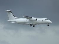 OE-HTJ @ LFPB - On short finals to runway 27/09 - by uy707