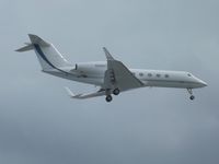 N588AT @ LFPB - One of many regulars, the G450 is seen on short finals to runway 27/09 - by uy707
