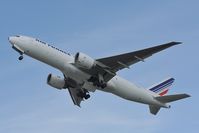 F-GUOC @ LOWW - Air France Boeing 777-200 - by Dietmar Schreiber - VAP