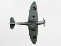 G-ILDA @ EGBP - displaying at the Cotswold Airshow 2011 - by Chris Hall