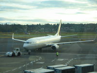 N24212 @ KPDX - Portland - by Ronald Barker