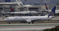 N53442 @ KLAX - Arriving at LAX - by Todd Royer