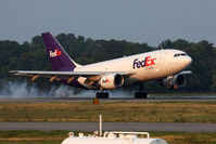 N403FE @ ORF - FedEx N403FE (FLT FDX307) from Richmond Int'l (KRIC) landing RWY 23. - by Dean Heald