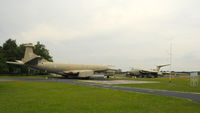 XV250 @ EGYK - Nimrod and Vulcan comparing notes. - by Eric.Fishwick