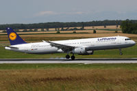 D-AISD @ VIE - Lufthansa - by Joker767