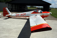 OY-XOT @ EKNM - EKNM , Mors aerodrome 10.7.11
ex D-KEBS - by leo larsen