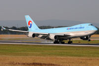 HL7601 @ VIE - Korean Air Cargo - by Chris Jilli