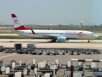 OE-LNP @ LEBL - Arrival on Barcelona Airport - by Willem Goebel