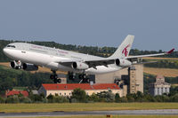 A7-HHK @ VIE - Qatar Amiri Flight - by Chris Jilli