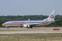 N980AN @ DFW - American Airlines at DFW Airprot - by Zane Adams