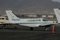 N402MQ @ ABQ - Taken at Alburquerque International Sunport Airport, New Mexico in March 2011 whilst on an Aeroprint Aviation tour - by Steve Staunton