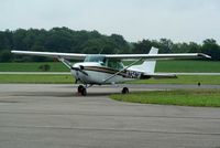 N734TW @ I19 - 1977 Cessna 172N
