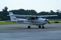 N895MC @ I19 - 2005 Cessna 172S
