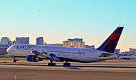 N121DE @ KLAS - N121DE Delta Air Lines 1987 Boeing 767-332 C/N 23435

Las Vegas - McCarran International (LAS / KLAS)
USA - Nevada, July 21, 2011
Photo: Tomás Del Coro - by Tomás Del Coro