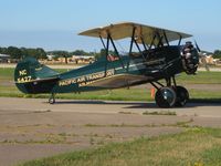 N5427 @ KOSH - Departing Airventure 2011 - by Bob Simmermon