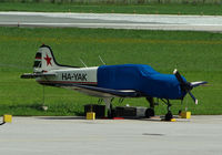 HA-YAK @ LOWI - private Yak-18 - by Thomas Ranner