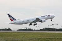 F-GSPC @ LFPG - on take-off from CDG with new peint - by B777juju
