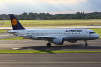 D-AIZF @ EDDL - Lufthansa, Airbus A320-214, CN: 4289 - by Air-Micha