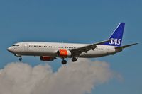 LN-RCX @ EDDF - Boeing 737-883 - by Jerzy Maciaszek