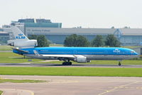 PH-KCF @ EHAM - KLM Royal Dutch Airlines - by Chris Hall