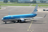 PH-BXY @ EHAM - KLM Royal Dutch Airlines - by Chris Hall