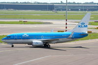 PH-BGL @ EHAM - KLM Royal Dutch Airlines - by Chris Hall