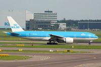PH-BQO @ EHAM - KLM Royal Dutch Airlines - by Chris Hall