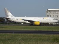 EC-KFI @ LFPG - Not yet named with a word coinage either starting with or ending with Vueling, Foxtrott-India first served Clickair - by Alain Durand