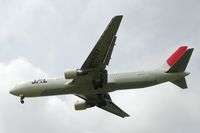 JA8267 @ RJCC - JAL Boeing 767  Approach Rwy 19L at New Chitose