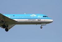 PH-KZE @ EBBR - Arrival of flight KL1723 to RWY 02 - by Daniel Vanderauwera
