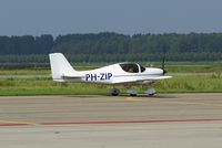 PH-ZIP @ EHLE - Airport Lelystad - by Jan Bekker
