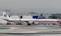 B-6050 @ KLAX - CES A340-600 taxiing to gate - by cx880jon