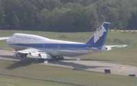 JA8963 @ KTUP - Boeing 747-400