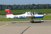 PH-3B7 @ EHLE - Just landed at Lelystad Airport - by Jan Bekker