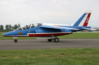 E31 @ LIPI - Patrouille de France - by Loetsch Andreas