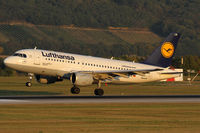 D-AILR @ VIE - Lufthansa - by Joker767