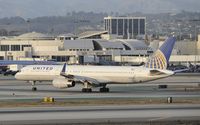 N21108 @ KLAX - Arriving at LAX - by Todd Royer