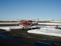 N7605G @ POU - 1970 Cessna 172L N7605G at Dutchess County Airport, Poughkeepsie, NY - by scotch-canadian