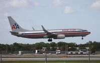 N816NN @ FLL - American 737-800 - by Florida Metal