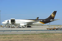 N136UP @ DFW - UPS at DFW Airport.