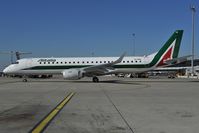 EI-RNA @ LOWW - Alitalia Embraer 190 - by Dietmar Schreiber - VAP