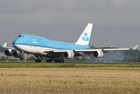 PH-BFA @ EHAM - KLM 747-400 - by Andy Graf-VAP