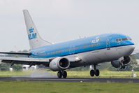 PH-BTB @ EHAM - KLM 737-400