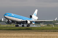 PH-KCB @ EHAM - KLM MD11