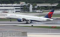 N67171 @ FLL - Delta 757 - by Florida Metal