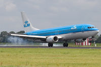 PH-BTF @ EHAM - KLM 737-400 - by Andy Graf-VAP