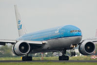 PH-BQD @ EHAM - KLM 777-200